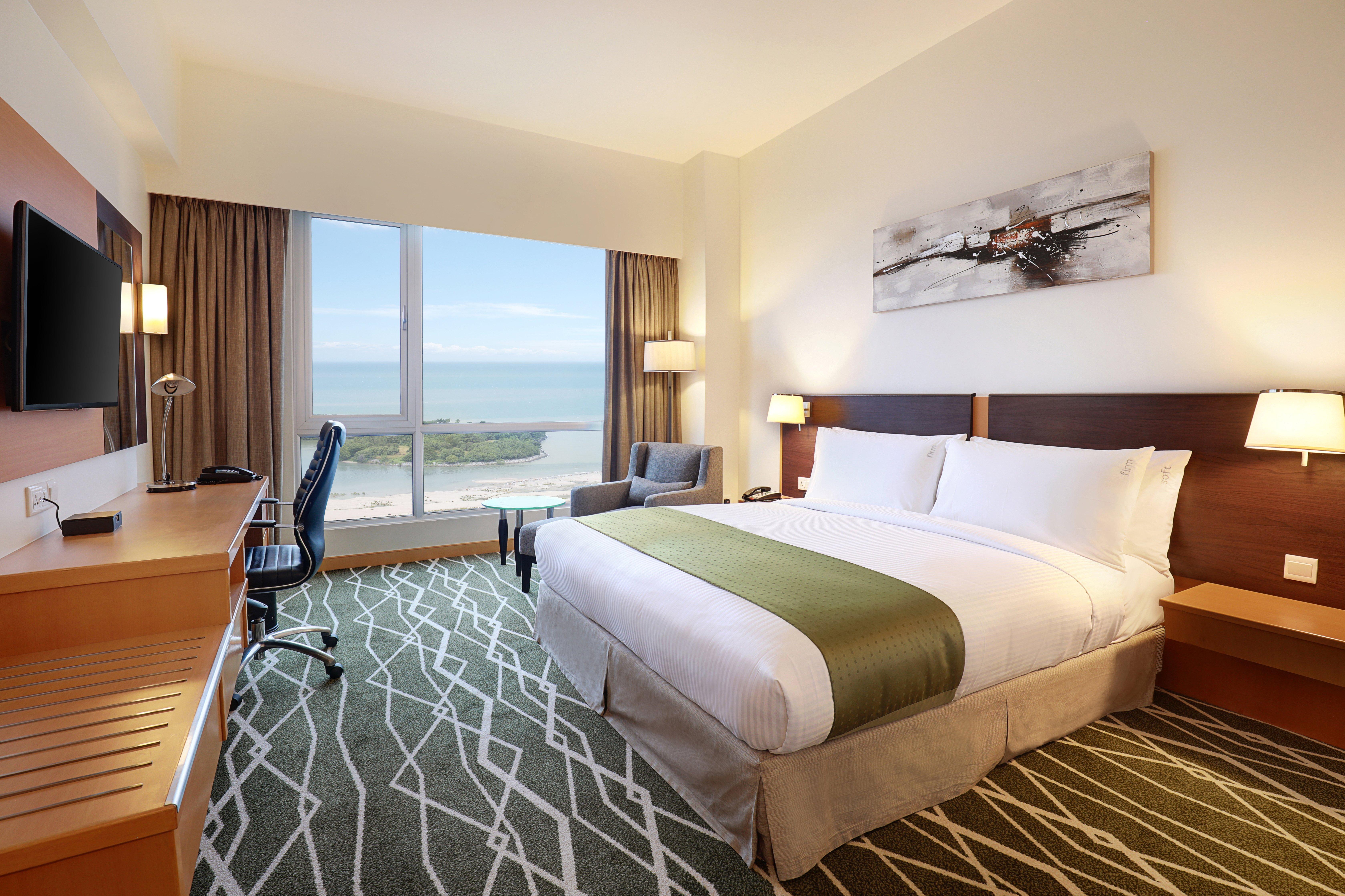 Holiday Inn Melaka By Ihg Exterior photo Deluxe Room