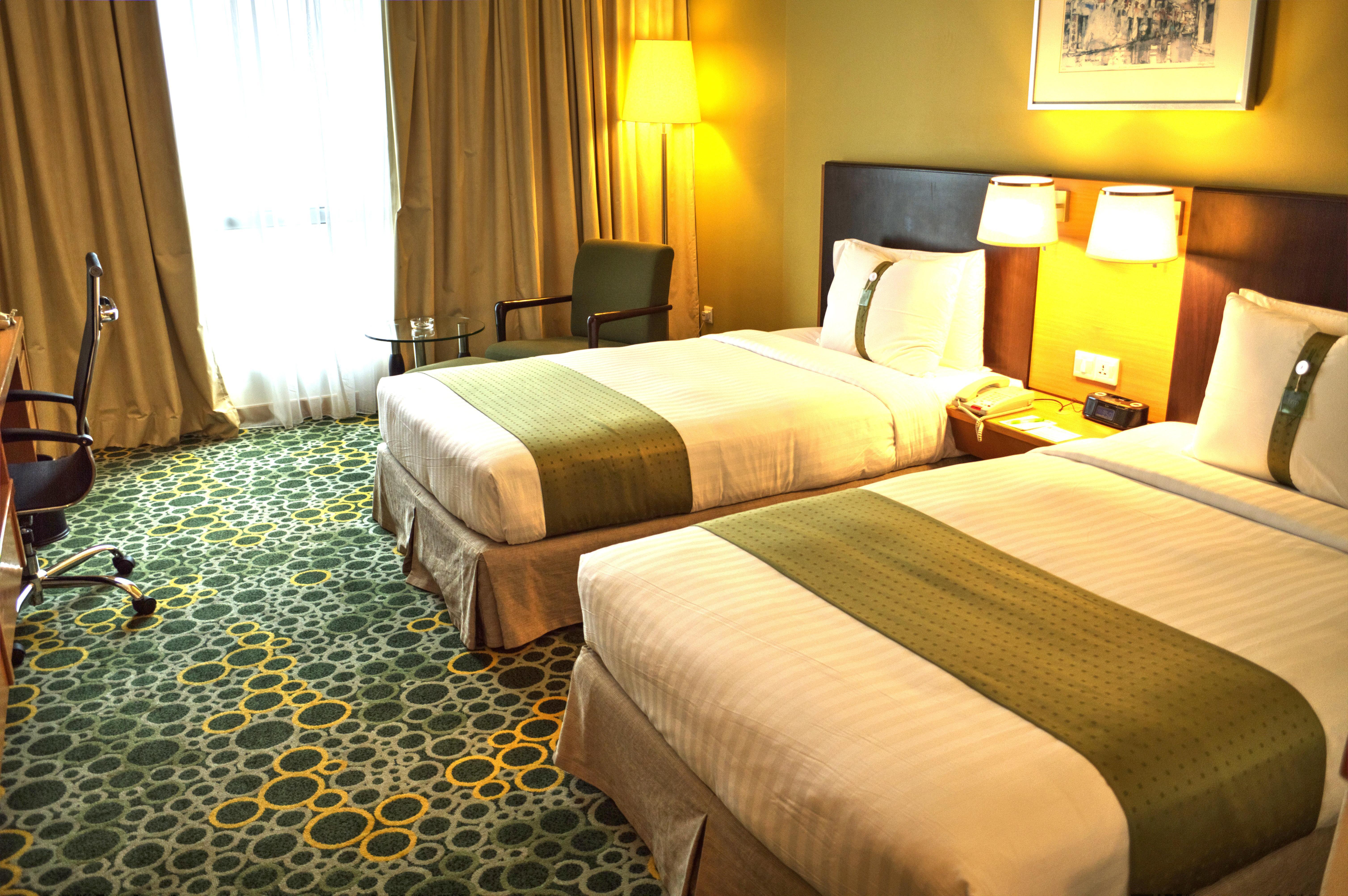 Holiday Inn Melaka By Ihg Exterior photo Deluxe Room
