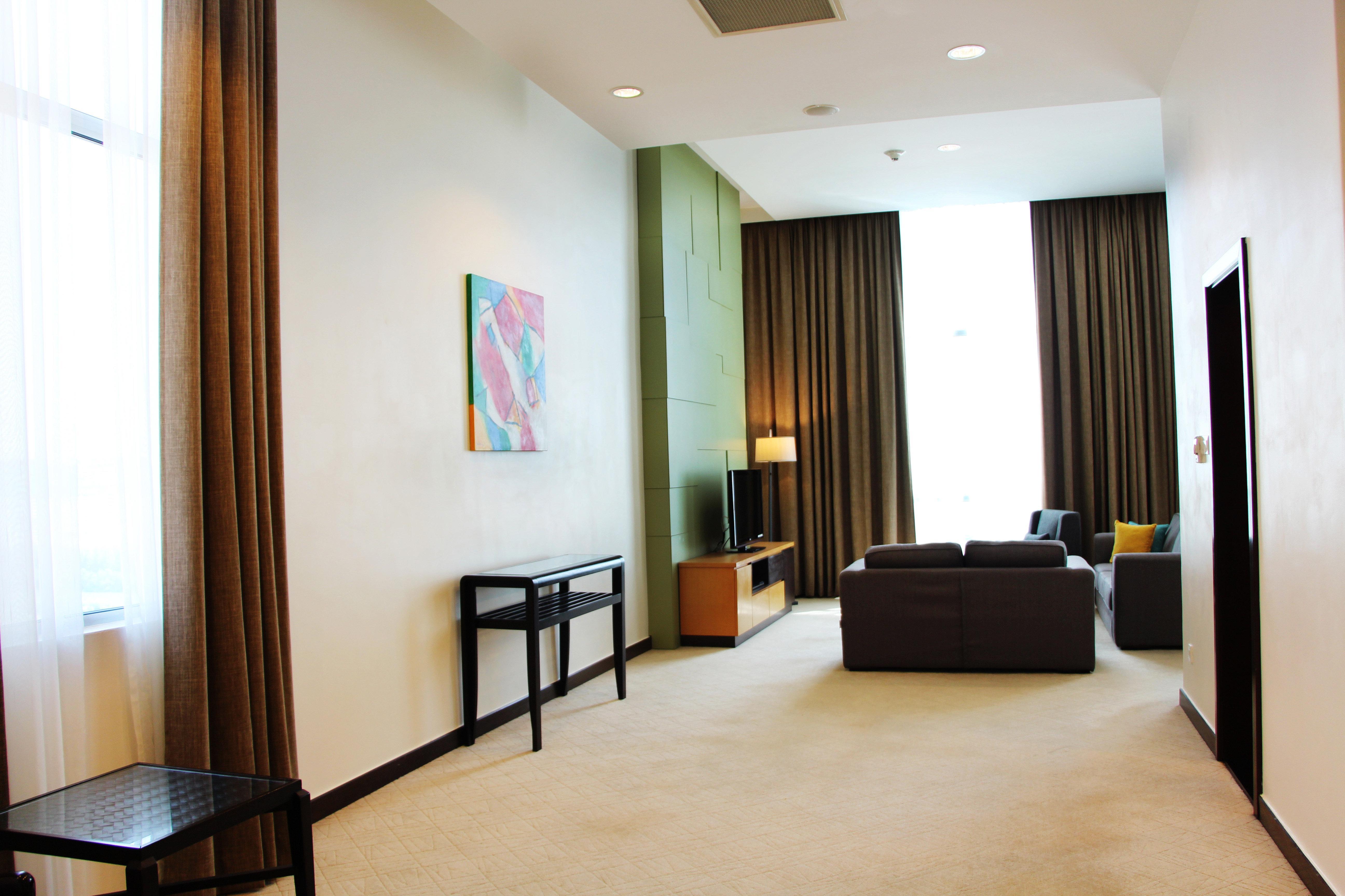 Holiday Inn Melaka By Ihg Exterior photo A suite at the hotel