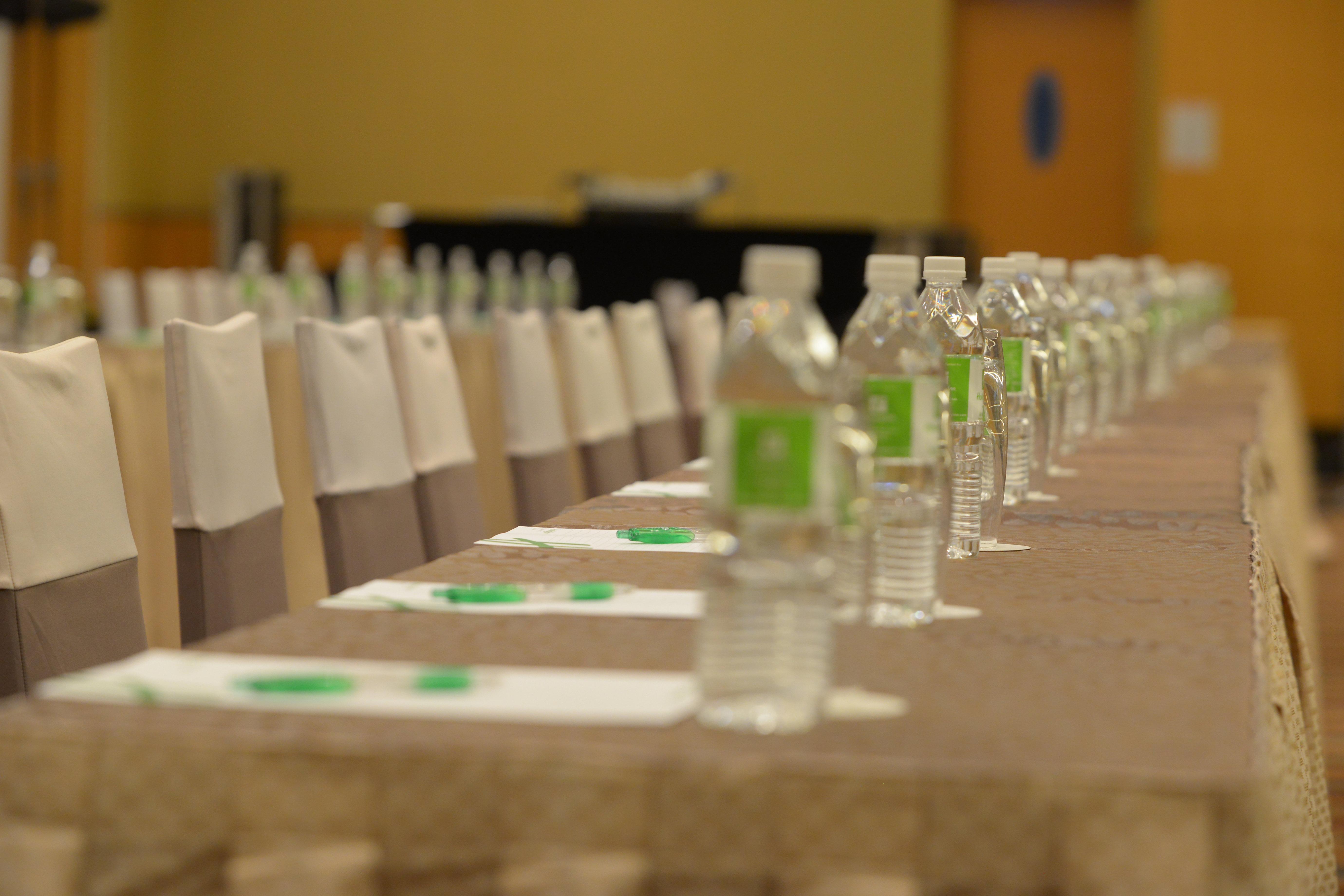 Holiday Inn Melaka By Ihg Exterior photo A conference room